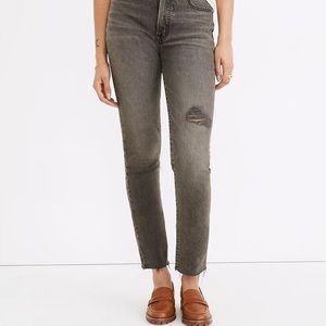 Madewell perfect vintage jean in Costner wash knee rip edition black grey